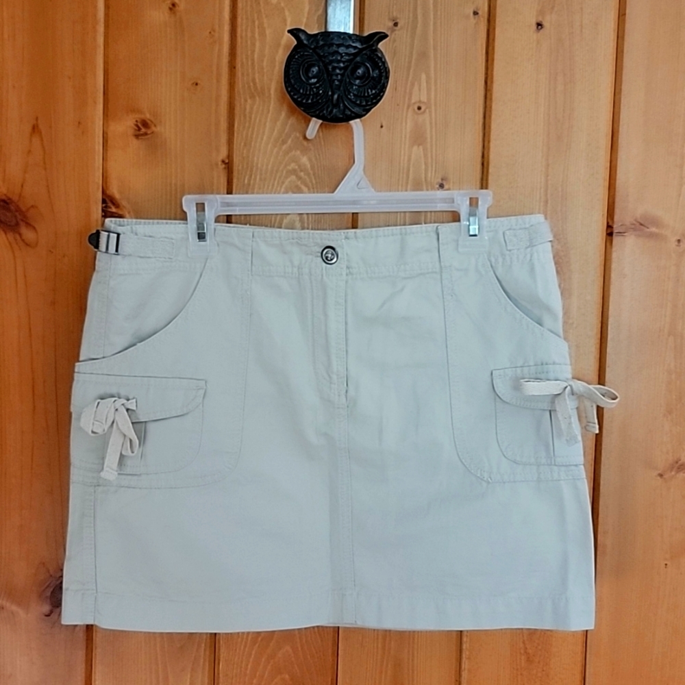Willi Smith sz 10 Mini skirt short khaki cream